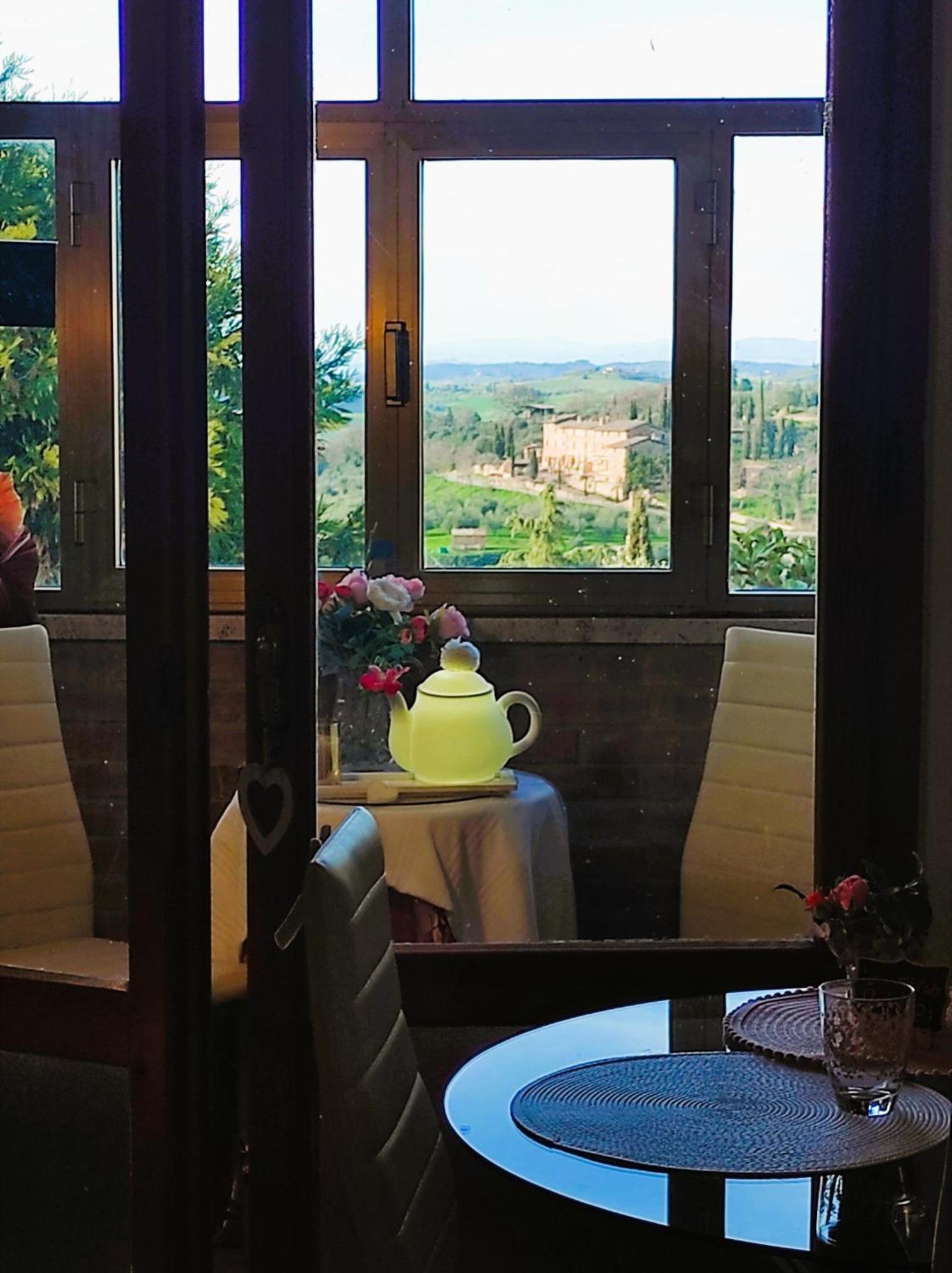 Affittacamere Casa Mac & Rose San Quirico dʼOrcia Eksteriør bilde