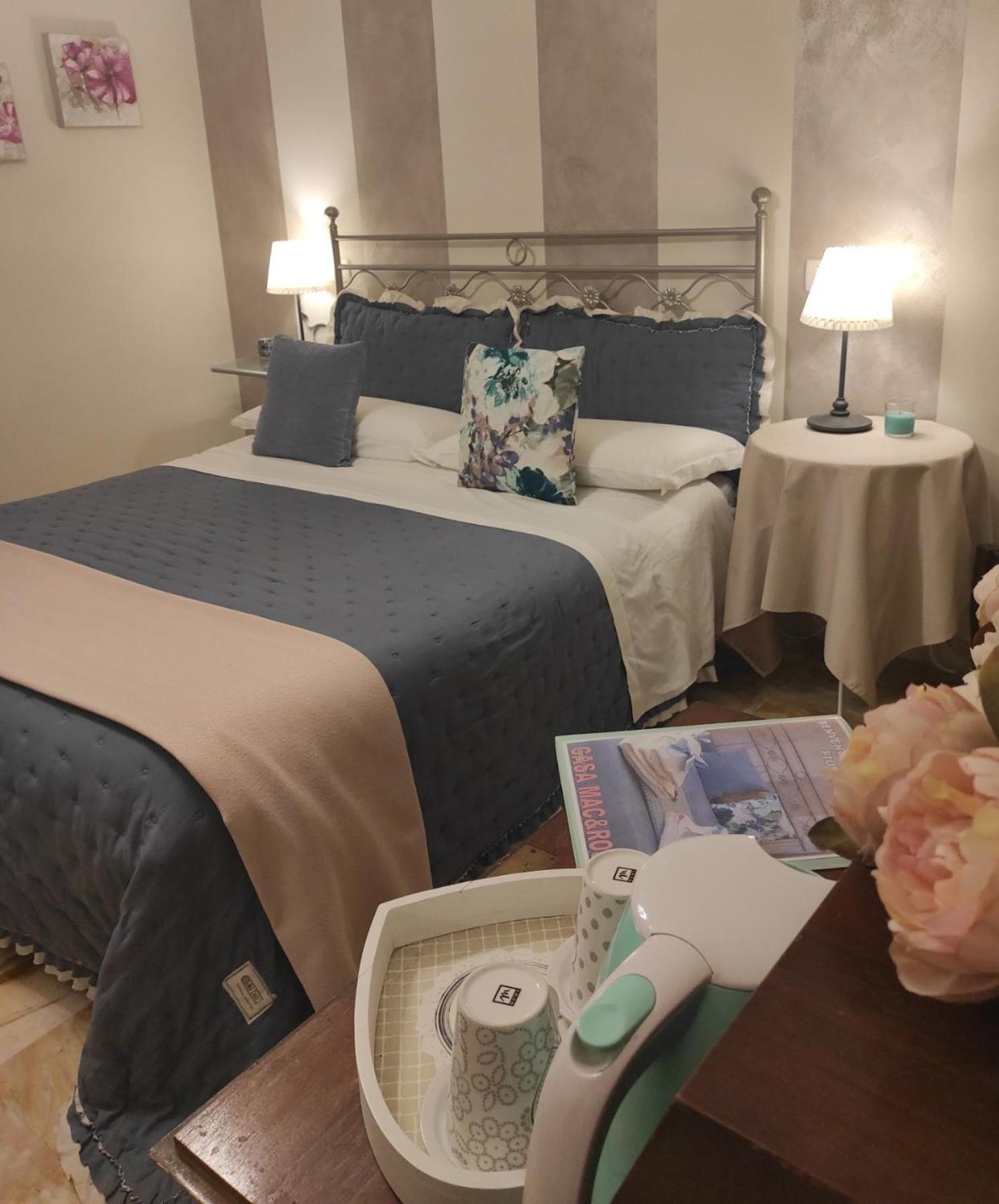 Affittacamere Casa Mac & Rose San Quirico dʼOrcia Eksteriør bilde