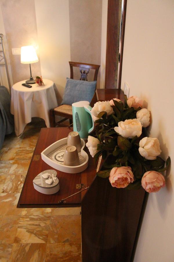Affittacamere Casa Mac & Rose San Quirico dʼOrcia Eksteriør bilde