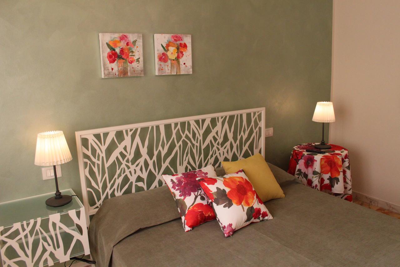 Affittacamere Casa Mac & Rose San Quirico dʼOrcia Eksteriør bilde